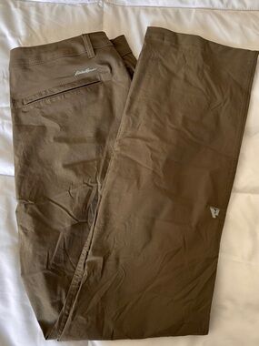 Eddie Bauer Olive Brown women’s Size 14 First Ascent Hiking Camping Pants Gorp